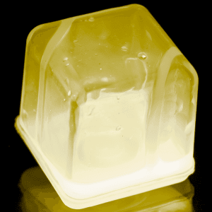 LED Light Up Ice Cubes - Yellow