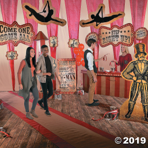 Vintage Circus Grand Décor Kit (1 Set(s))
