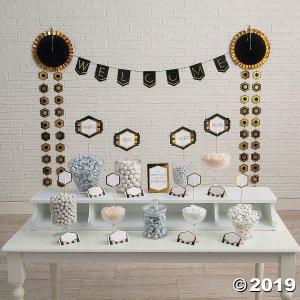 Black & Gold Treat Table Decorating Kit (1 Set(s))