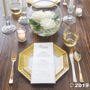 Premium Octagon Plastic Dinner Plates with Ornate Gold Trim (25 Piece(s))
