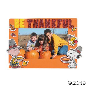 Peanuts® Thanksgiving Picture Frame Magnet Craft Kit (Makes 12)