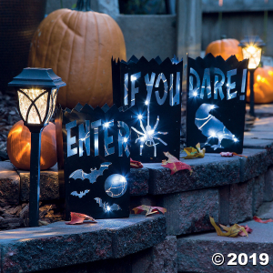Vintage Metal Luminaries Halloween Decorations (1 Set(s))
