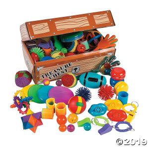 Treasure Chest with Toy Assortment (100 Piece(s))