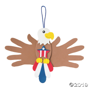 Handprint Patriotic Eagle Craft Kit (Makes 12)