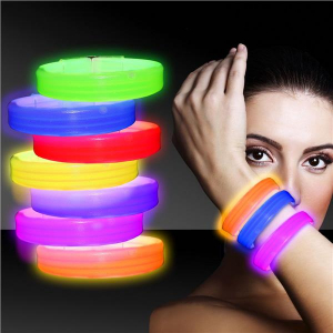 Triple Wide 9" Glow Bracelets (Per 25 pack)