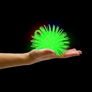 LED Flashing Pom-Pom Ball- Green