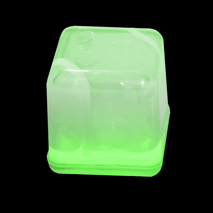 LED Light Up Flashing Ice Cube RED/BLUE/GREEN 