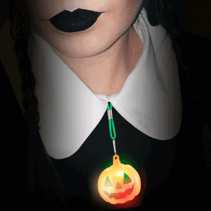 LED Halloween Necklace - Pumpkin