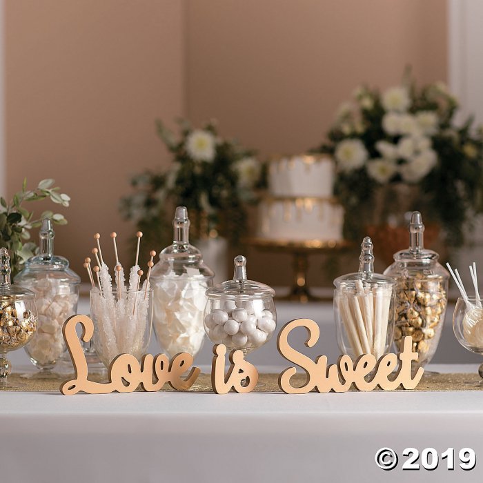 Love is Sweet Gold Table D (1 Set(s))