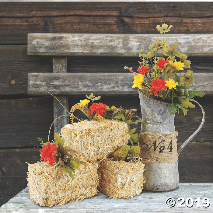 Small Hay Bale (1 Piece(s))