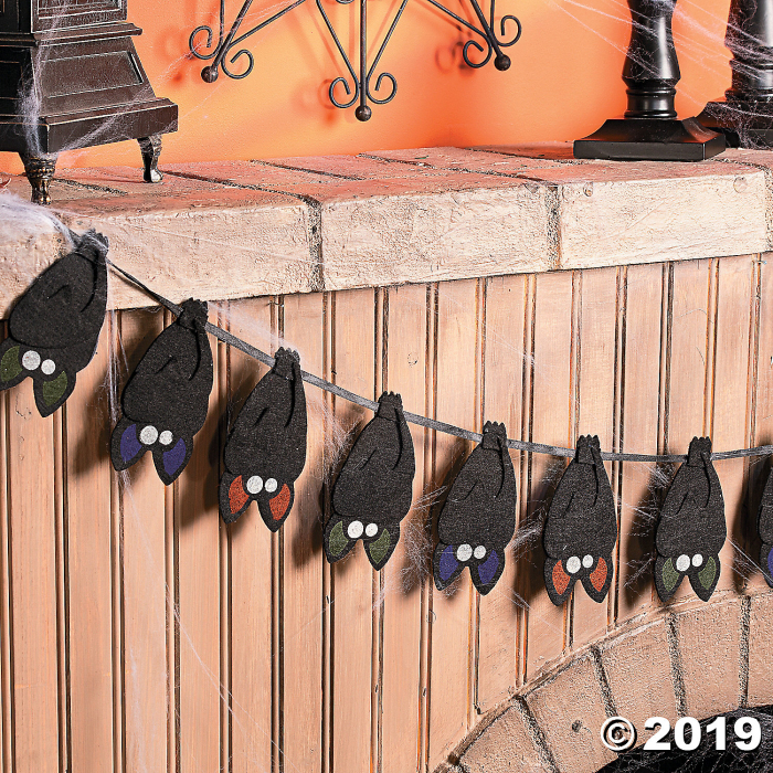 Layered Bat Garland Halloween Decoration (1 Piece(s))