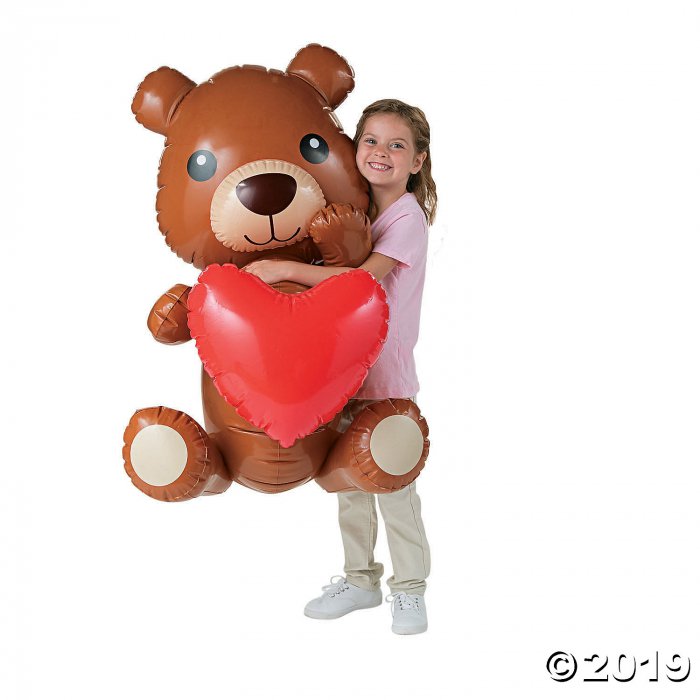 giant teddy bear with heart