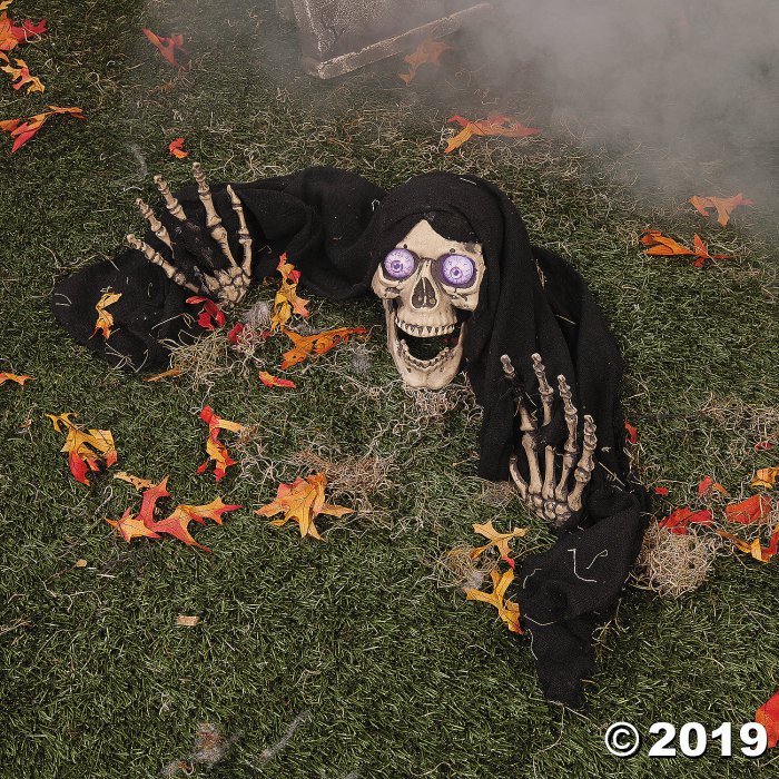 LED Skeleton Groundbreaker Halloween Decoration