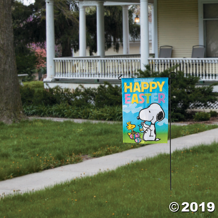 Peanuts® Easter Garden Flag (1 Piece(s))