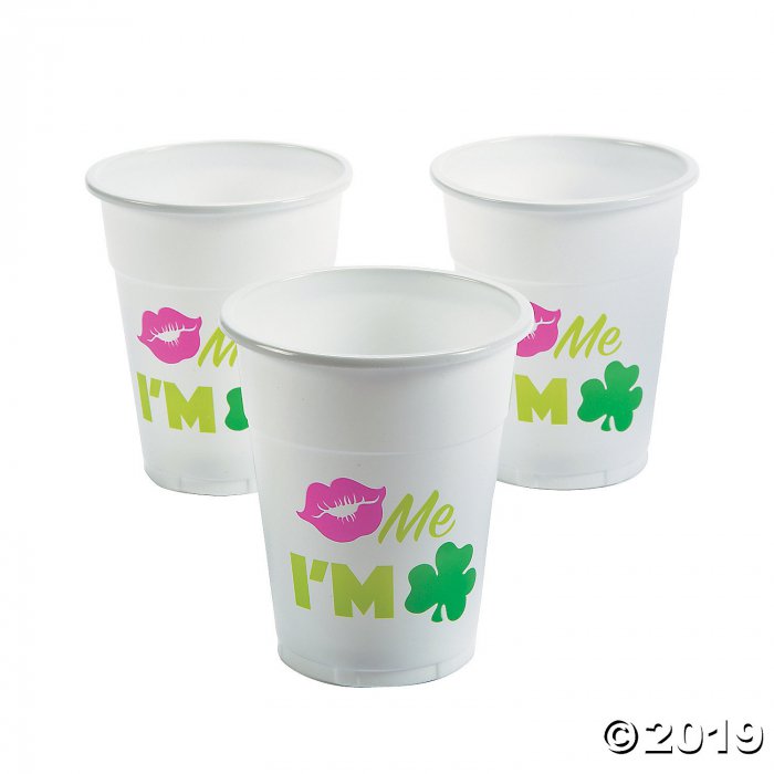 Kiss Me I'm Irish Disposable Plastic Cups (50 Piece(s))
