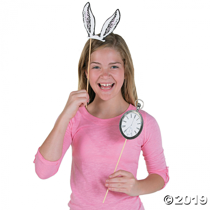 Truly Alice Photo Stick Props (13 Piece(s))