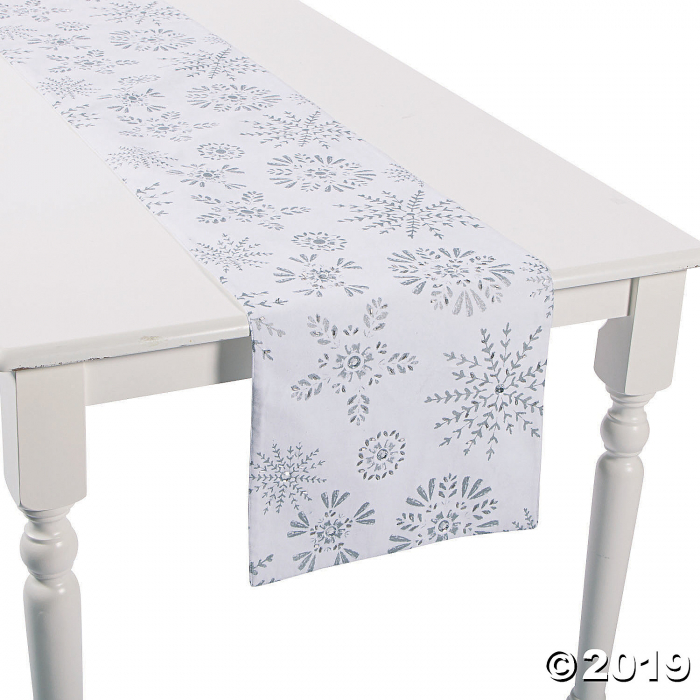 Winter Wonderland Table Runner (1 Piece(s))