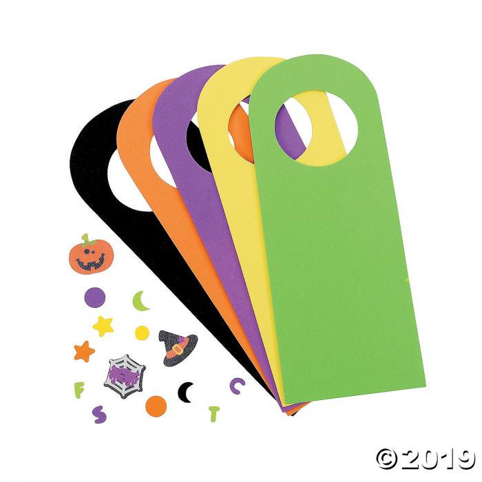 Halloween Friends Doorknob Hanger Craft Kit (50 Piece(s))